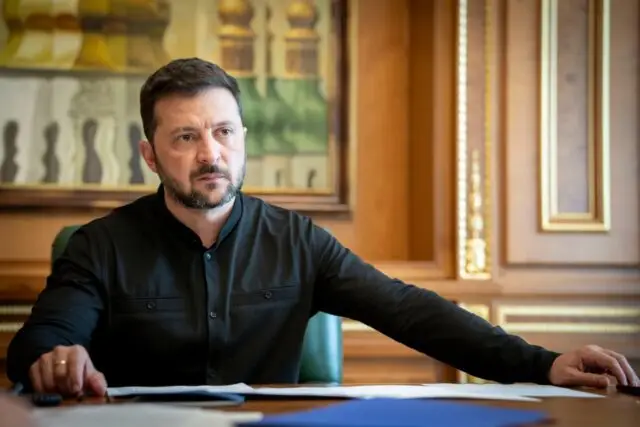 Зеленский сдал назад: на Украине это уже назвали его тяжелейшим поражением Зеленский сдал назад: на Украине это уже назвали его тяжелейшим поражением