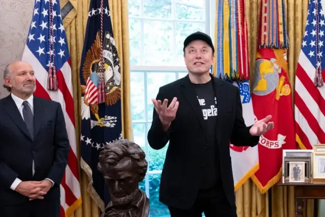 Госуправление США под угрозой: департамент DOGE покинули ключевые фигуры Госуправление США под угрозой: департамент DOGE покинули ключевые фигуры
