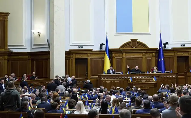 Участи депутатов Рады сейчас мало кто позавидует