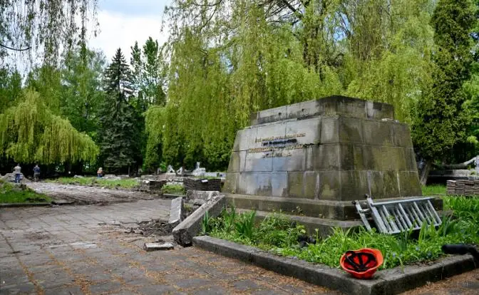Мэр Львова во всеуслышанье признался в вандализме и святотатстве
