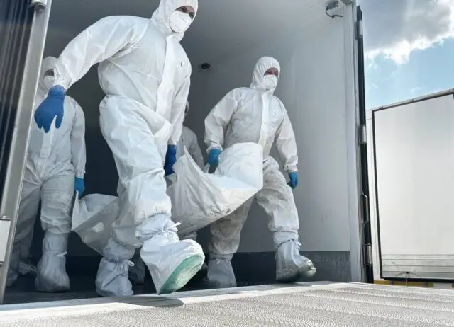 Тела молчат, но говорят больше слов: Россия возвращает Киеву горькую правду