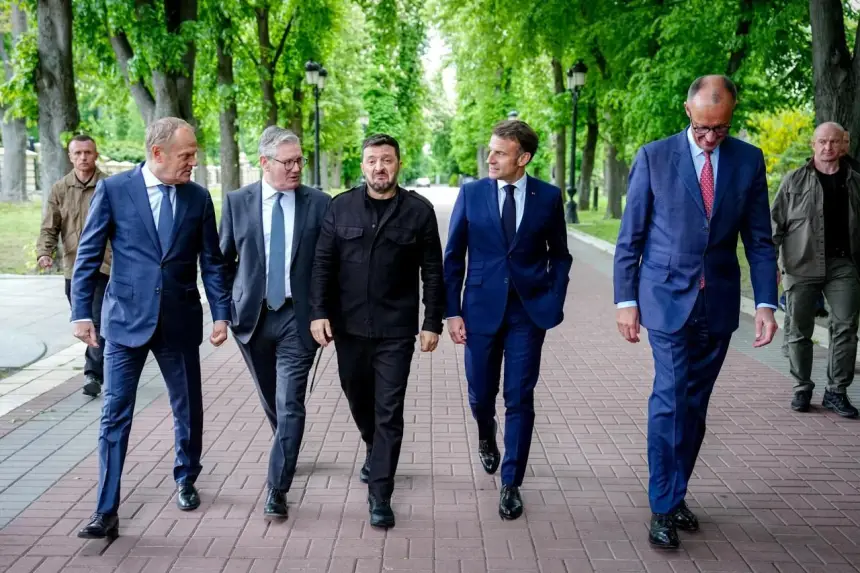 Зеленского в Вашингтон сопровождает «коалиция поддержки»