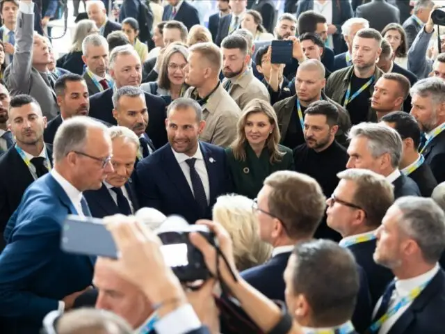 Мир без Европы: инсайдеры раскрыли страхи Брюсселя перед встречей на Аляске Мир без Европы: инсайдеры раскрыли страхи Брюсселя перед встречей на Аляске