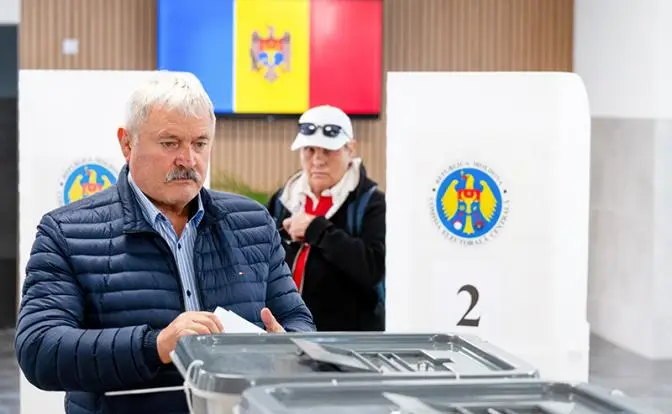 «Букет Молдавии» после выборов попахивает Европой, но уже меньше