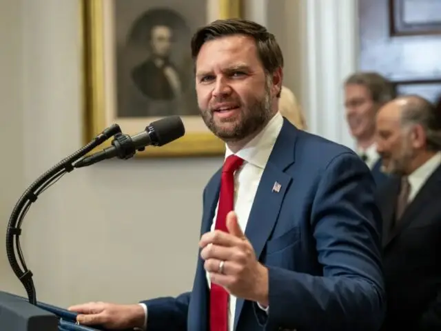 Проект «антисанкции»: в США призвали РФ выбрать перспективу сотрудничества Проект «антисанкции»: в США призвали РФ выбрать перспективу сотрудничества