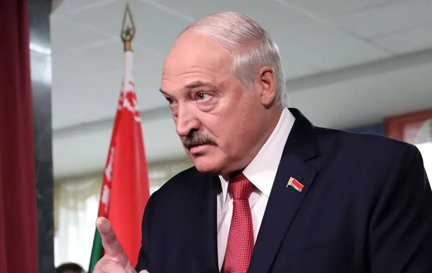 Лукашенко пригрозил Западу войной «на все деньги»