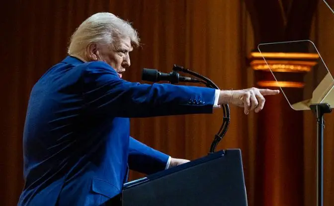 Все, кто называл Трампа «российским шпионом», начали таинственно исчезать