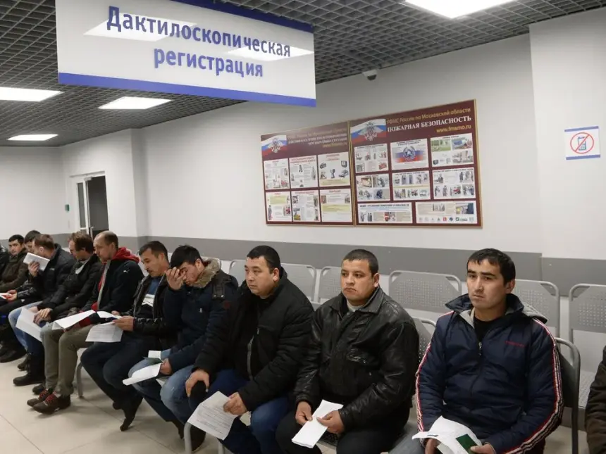 Визит В. Путина в Таджикистан: что изменится в миграционной сфере? Визит В. Путина в Таджикистан: что изменится в миграционной сфере?