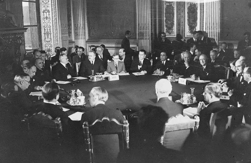 На страже справедливости: политика СССР в Средиземноморье после 1945 года