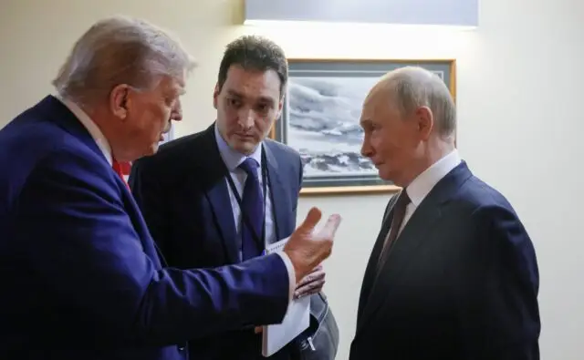 Саммит Путин-Трамп: Запад снова запускает фейковые ракеты Саммит Путин-Трамп: Запад снова запускает фейковые ракеты