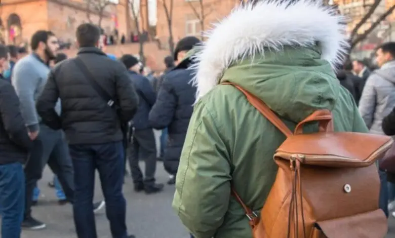 Больше чем армия: на Запад уехали тысячи молодых украинцев Больше чем армия: на Запад уехали тысячи молодых украинцев