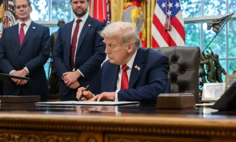 «Кроме шуток»: Столтенберг пояснил, почему запретил смеяться над Трампом