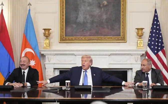 Пашинян скоро будет есть с руки Алиева — Трамп велел