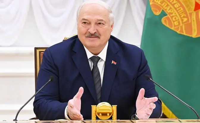 Лукашенко хочет строить союзное государство с Америкой?