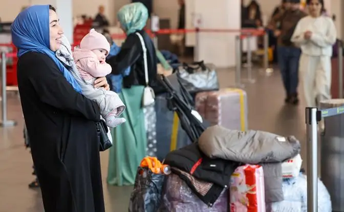 Дети мигрантов: Депортировать вместе с родителями или оставлять в России? Дети мигрантов: Депортировать вместе с родителями или оставлять в России?