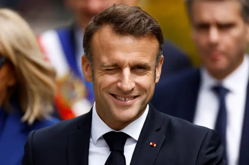 Как Макрон стал самым ненавидимым президентом Франции