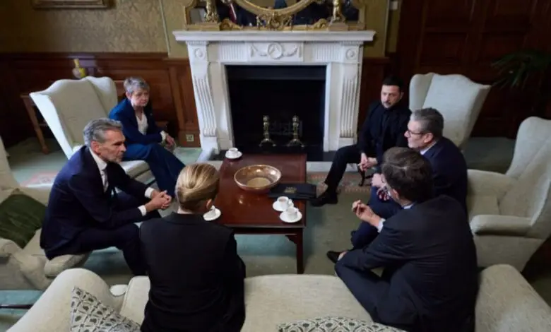 Неуёмная коалиция: Европа собралась отправлять войска в дебри Украины