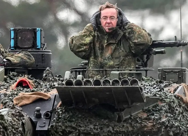 «Зуд гитлеризма»: Писториус взбудоражил политиков заявлениями о войне