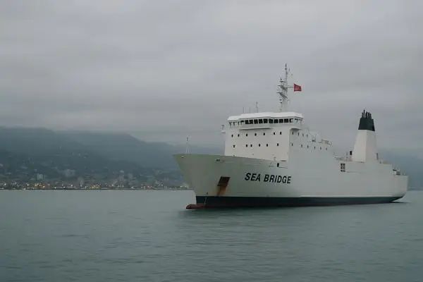 Скандал у берегов Сочи: первый за 14 лет паром из Турции развернули от РФ