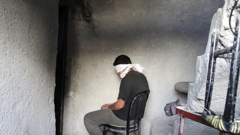 Внука Героя Советского Союза бросили в тюрьму за призывы к миру с Россией Внука Героя Советского Союза бросили в тюрьму за призывы к миру с Россией