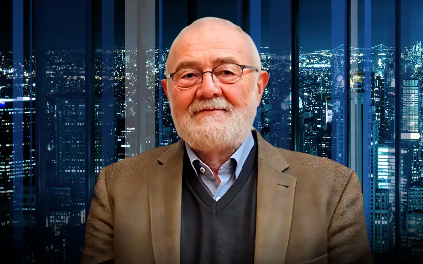 Экс-разведчик Райнер Рупп: Цель НАТО — уничтожить Россию и Европу