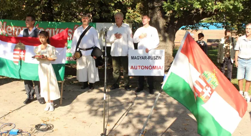 В Брюсселе внезапно заметили угнетение народов Украины