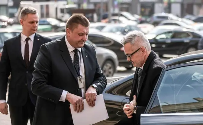 Посол Польши пытался в Петербурге нарваться на скандал