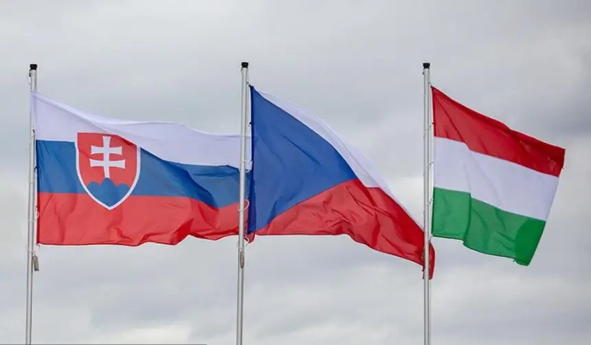 «Вышеградская тройка» против Украины? Значит, младоевропейцам уже надоело