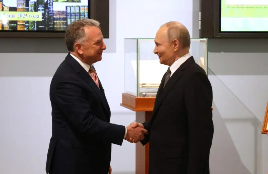 За молчанием Кремля скрывается изощренная политическая многоходовка