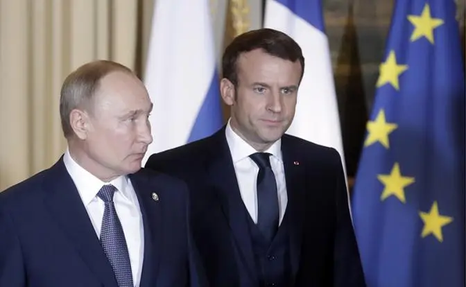 Подсвинки засуетились: Макрон уже готов говорить о мире с Путиным