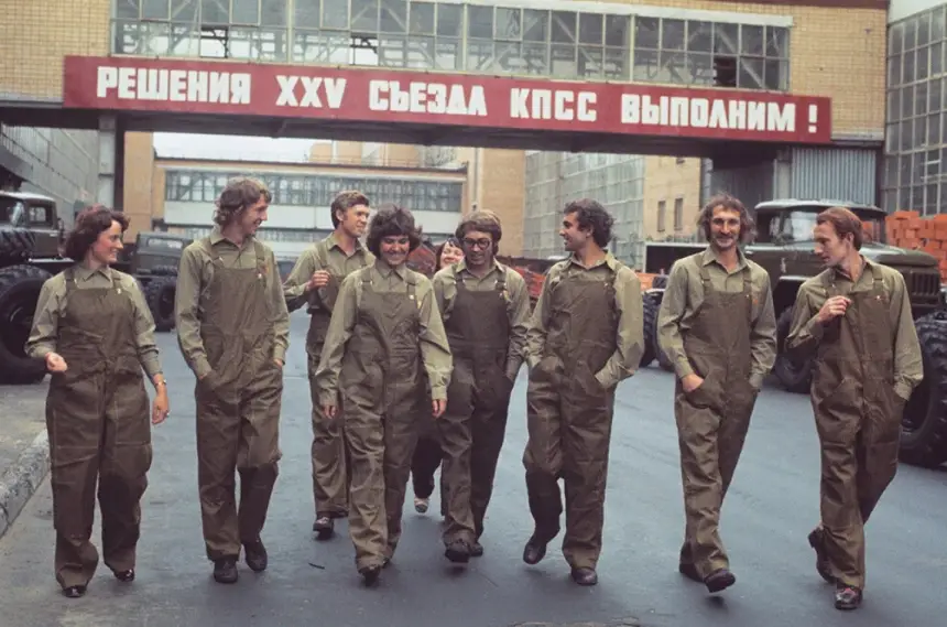 Ностальгия по СССР – тоска по молодости или запрос на справедливость?