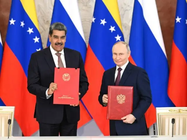 Российский щит Венесуэлы: РФ обозначила позицию по конфликту Каракаса и США