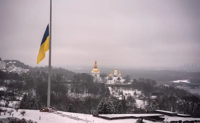 Пока гарантий безопасности не получит РФ, гарантии Киеву не обсуждаются