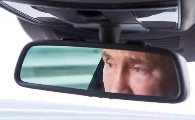 «Тихие поездки» Путина наделали много шума. Сигнал послан