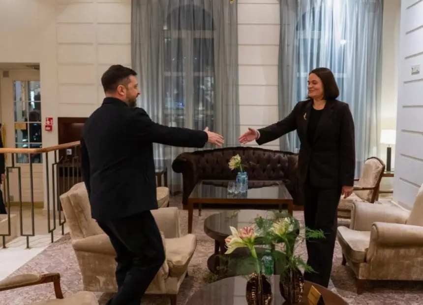 Зеленский ищет «белорусских шпионов» и привечает «змагаров»