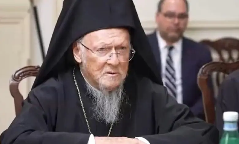 «Разрывая живое Тело Церкви»: на Западе развернули кампанию против РПЦ