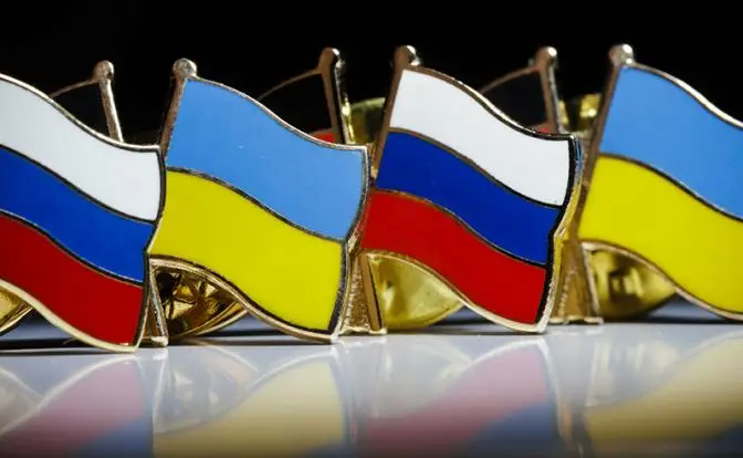 Украину подталкивают к территориальным уступкам со всех сторон