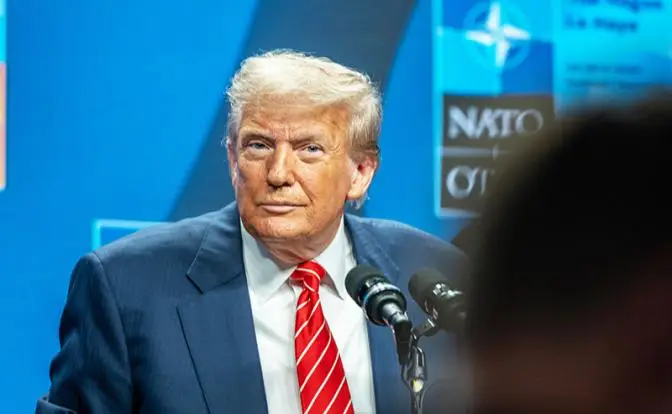 Трампа скорее убьют, чем дадут развалить НАТО. Не для того создавали