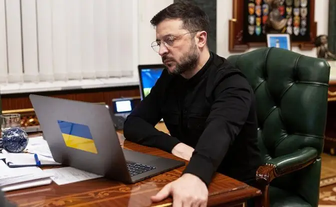 Под прикрытием Буданова Зеленский готовится к выборам — приручает врагов