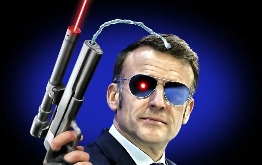 Вихляния Макрона: два шага налево, три шага направо