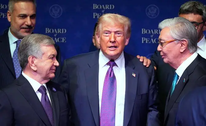 Клуб вассалов Трампа намеревается править миром