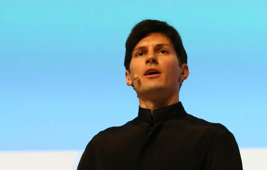 Пример WeChat – ошибка: Дуров разнёс принудительный переход россиян на Max