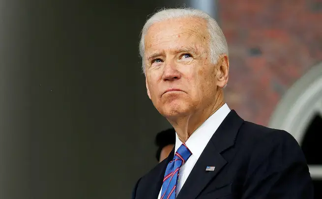 Силы уходят стремительно: ближайшее окружение обеспокоено состоянием Байдена