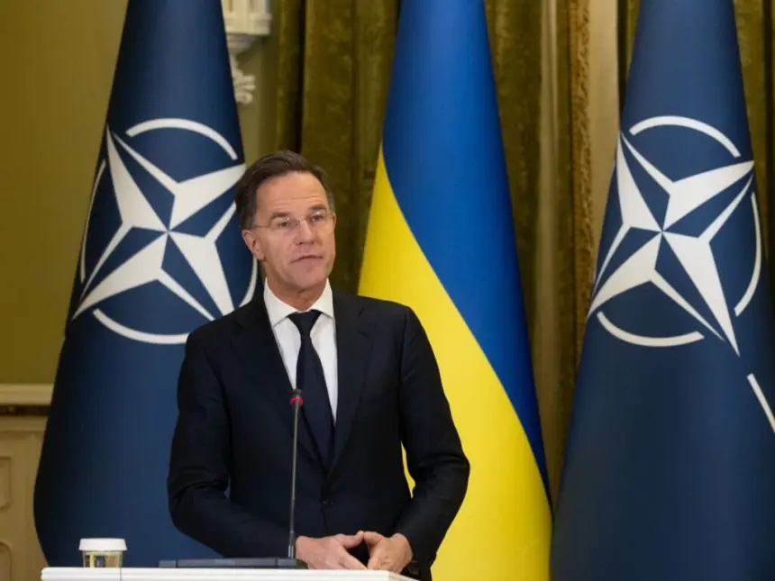 «Украина – полигон»: политик резко высказался о речи главы НАТО в Раде