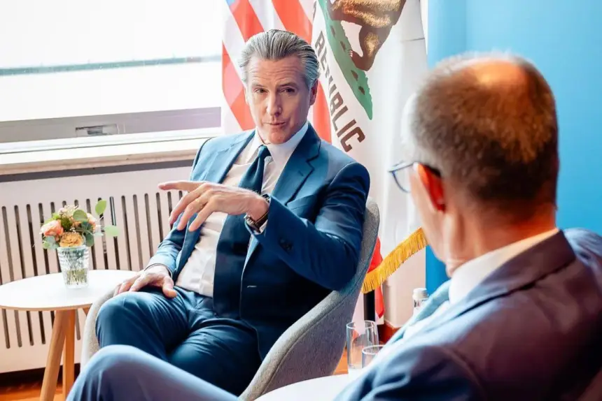 Мерц отомстил Трампу встречей со следующим президентом США