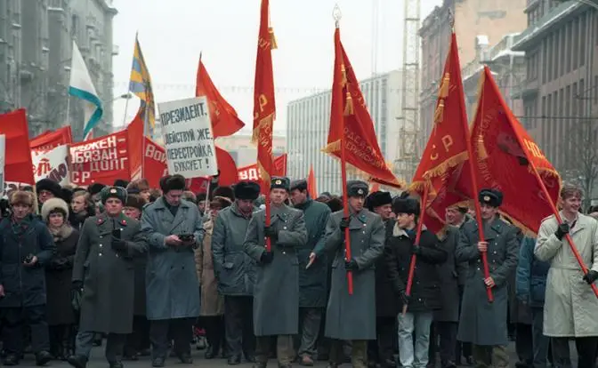 Юридически СССР жив, а чтобы его возродить, нужно обеспечить социализм