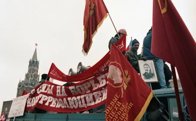 Почему СССР не растерзали, как Югославию? Оставили на потом?