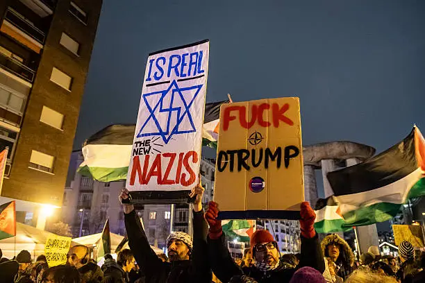 Испанский стыд. Быть холуём отказался только один