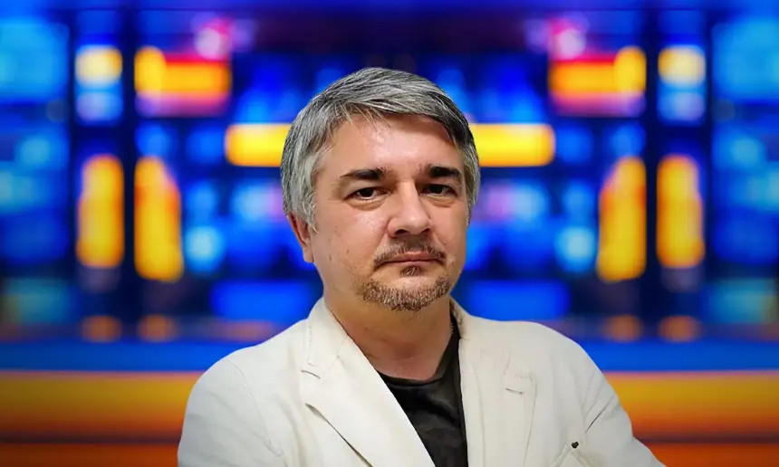 Ростислав Ищенко: Россия ошибалась, надеясь на братские объятия украинцев