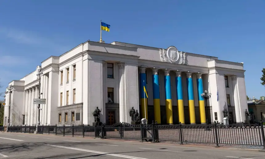 Источники в Верховной Раде: депутаты саботируют законы, нужные Западу